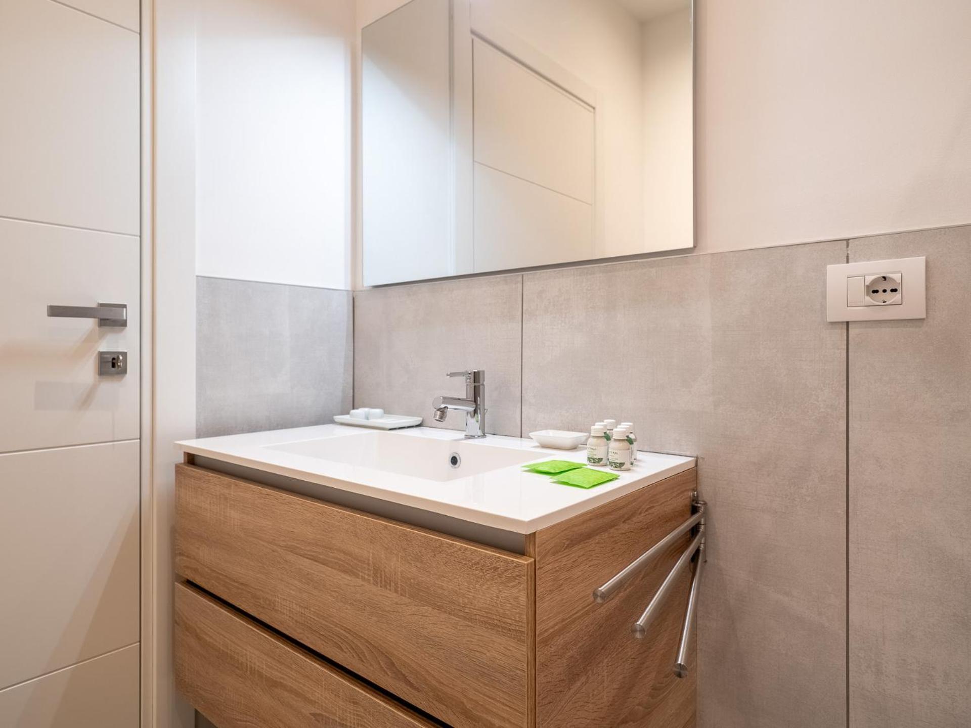 Keys Of Italy - Costanza 26 / Windows Of Light Apartment Milan Exterior photo